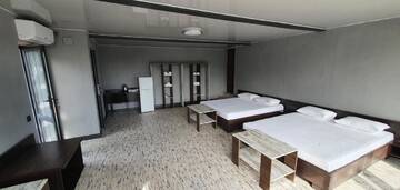 Люкс, вид на сад в Отеле Hotel Nariman